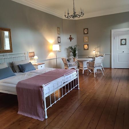 Gartenzimmer Im Schloss Neuhausen Neuhausen  Екстер'єр фото